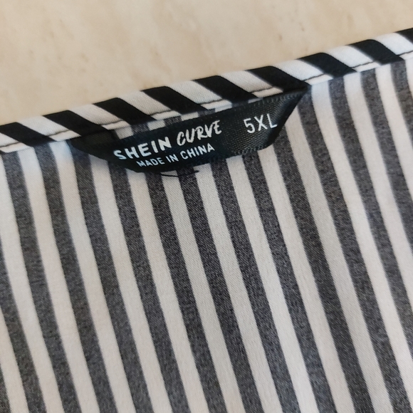 Shein Plus Size 5X Black & White Striped Ruffle Peplum V-Neck Casual Blouse - Picture 9 of 12